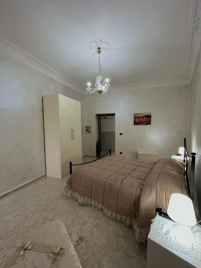 Barbi'S House Bed & Breakfast Naples Exterior photo